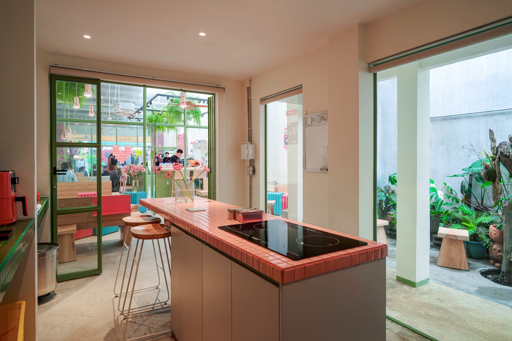 Outta Da Blue咖啡馆丨越南丨Linh Huynh,Huynh Trong Binh-38