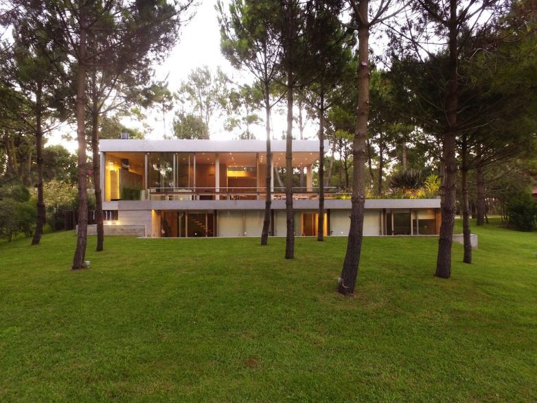 House With Ten Pines(库察萨德塞特博罗瓦)丨阿根廷丨Estudio Frolik-6