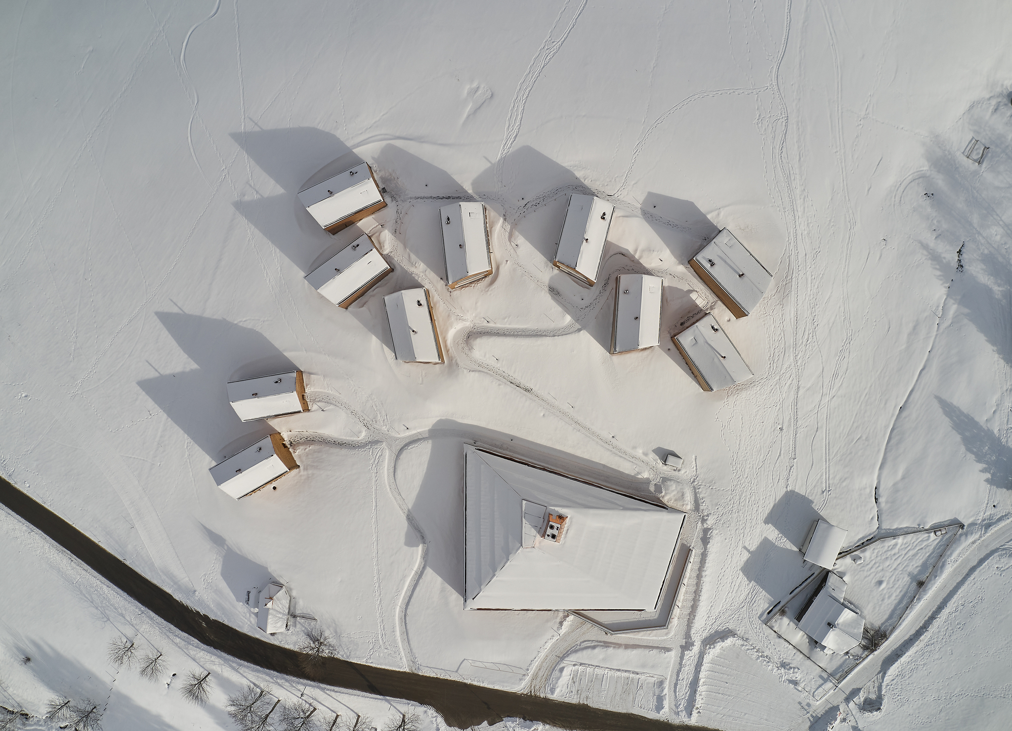 彼得霍夫阿尔卑斯山皮毛酒店丨Austria丨Baumschlager Eberle Architekten-28