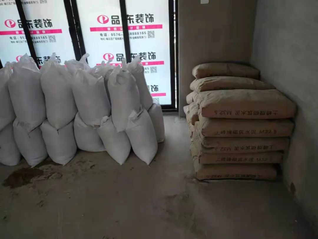 现代简约风格的艺术生活空间丨中国台州丨品东装饰-96