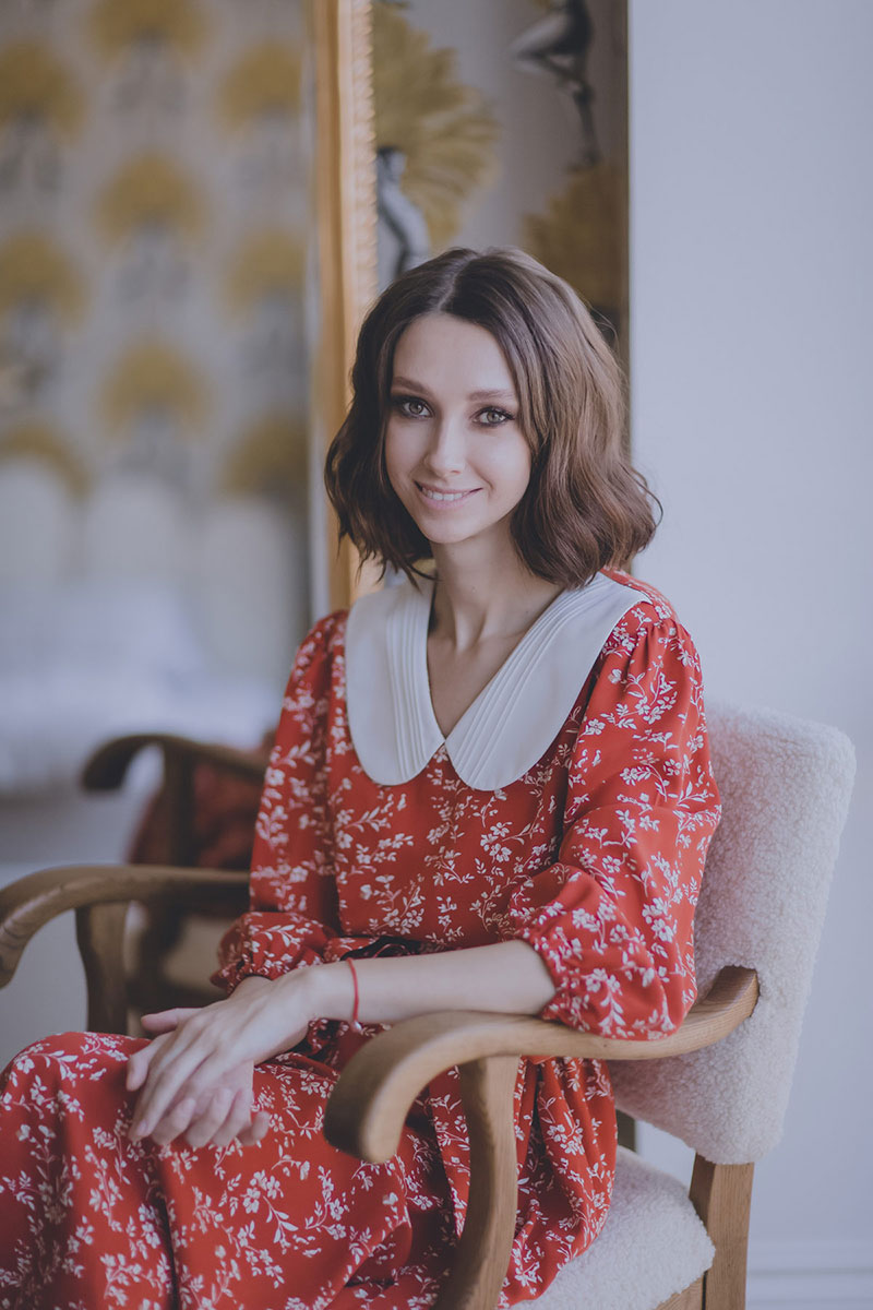 莫斯科中心斯大林建筑中女演员的复古公寓-21