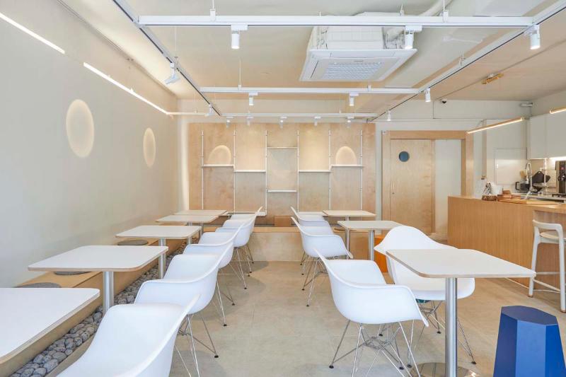 20 平米温馨甜品咖啡厅，打造温暖空间-6