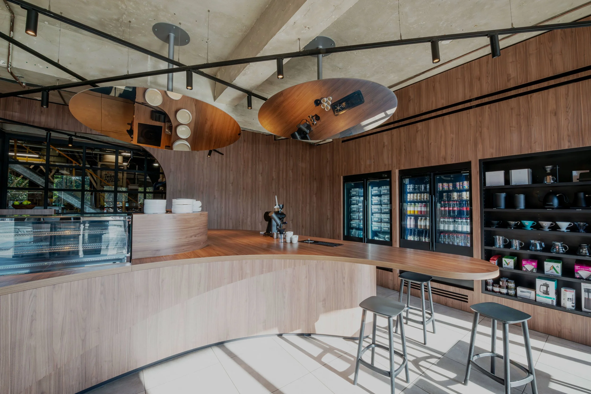 Toby's Estate Chippendale — Russell & George-7