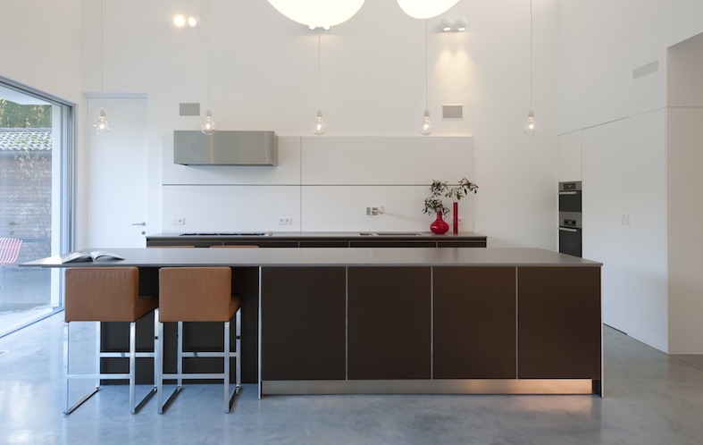 House DJ | 自然光下的家庭住宅室内设计-23