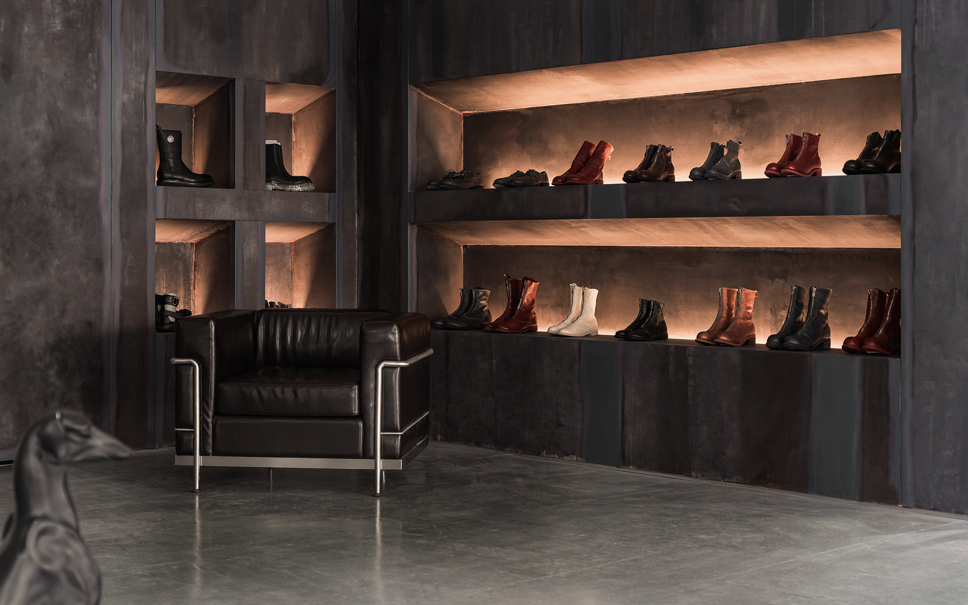 黑暗画廊丨越南河内丨Naki Wood Studio-33