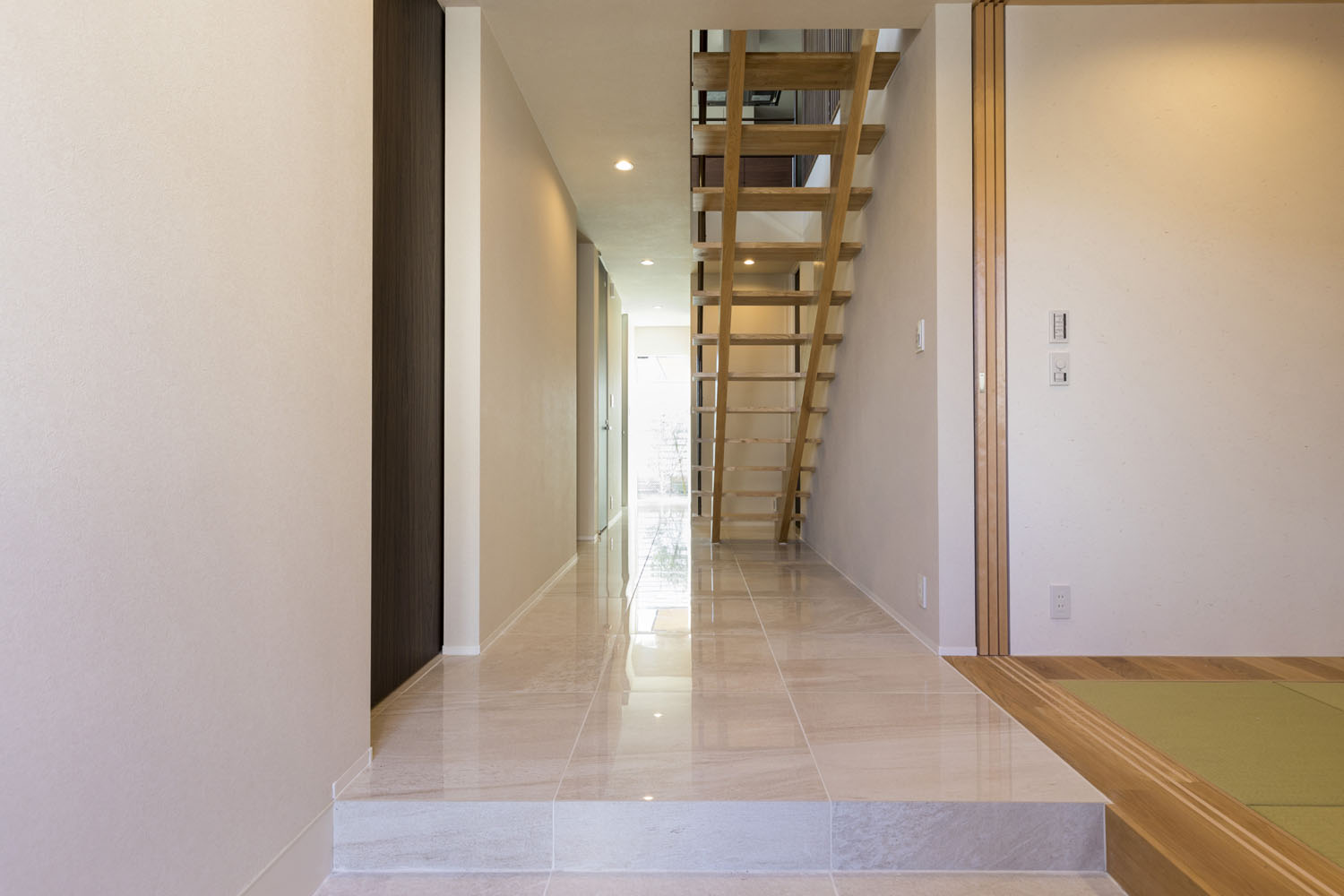 House of Denenchofu | 简约与自然的和谐共生-3