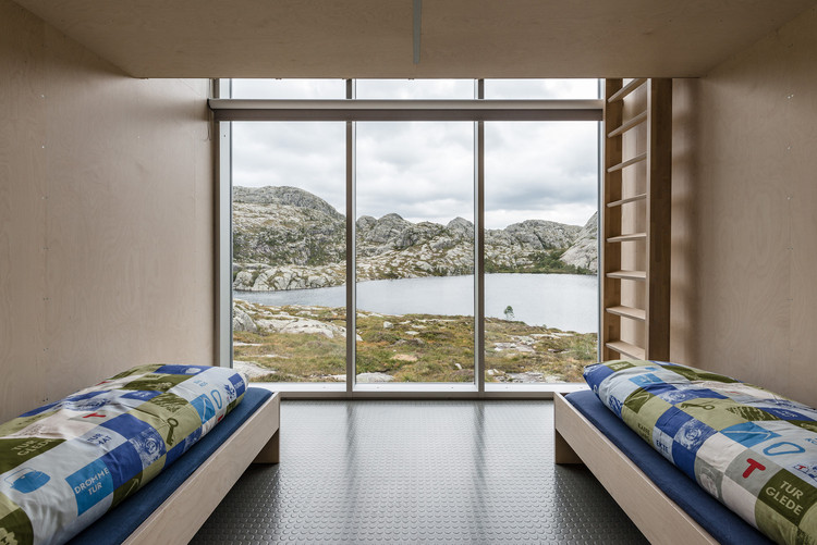 挪威荒野环保山间小屋-25