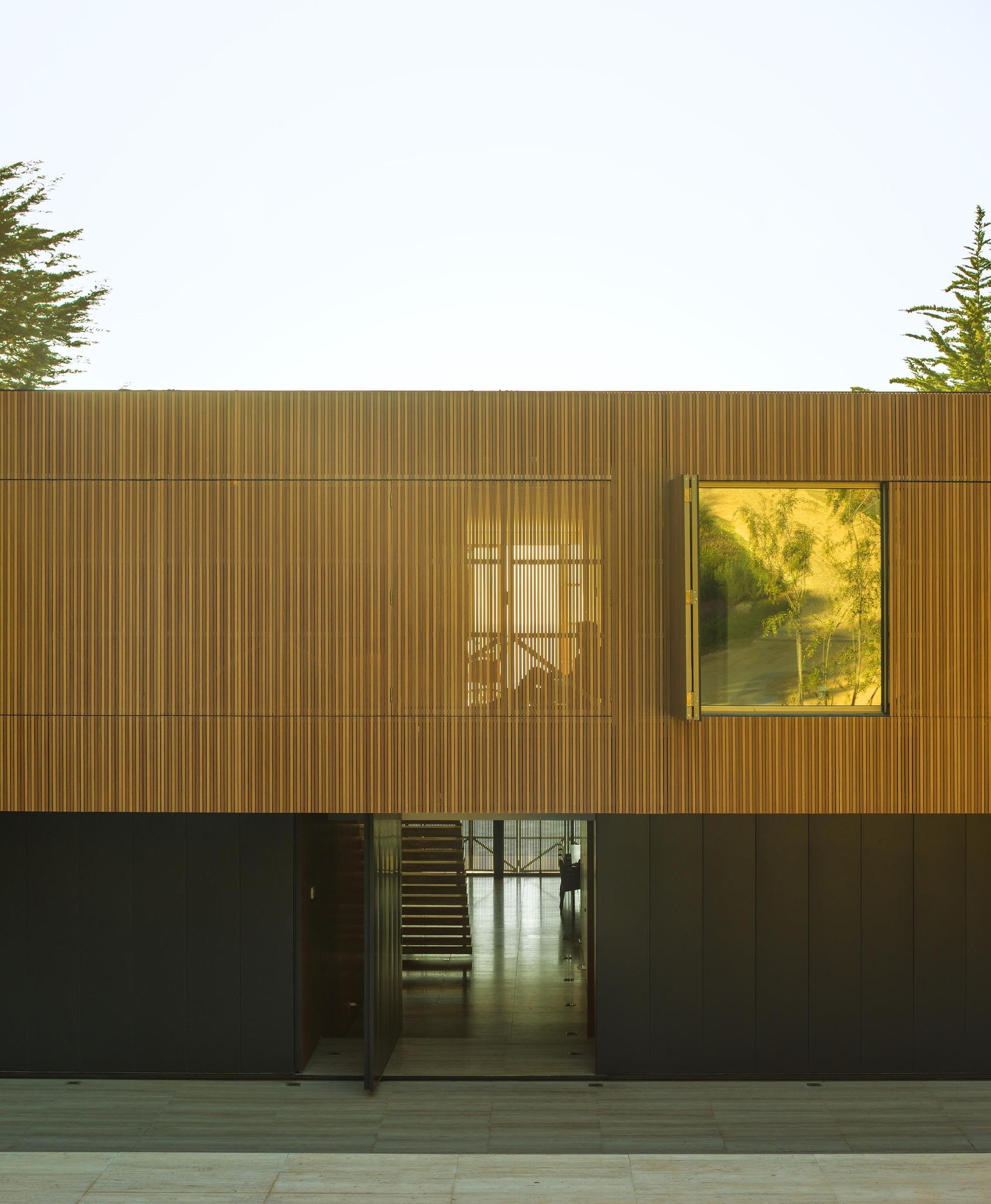 智利罗卡斯别墅 | 石头盒子中的宁静海景-22