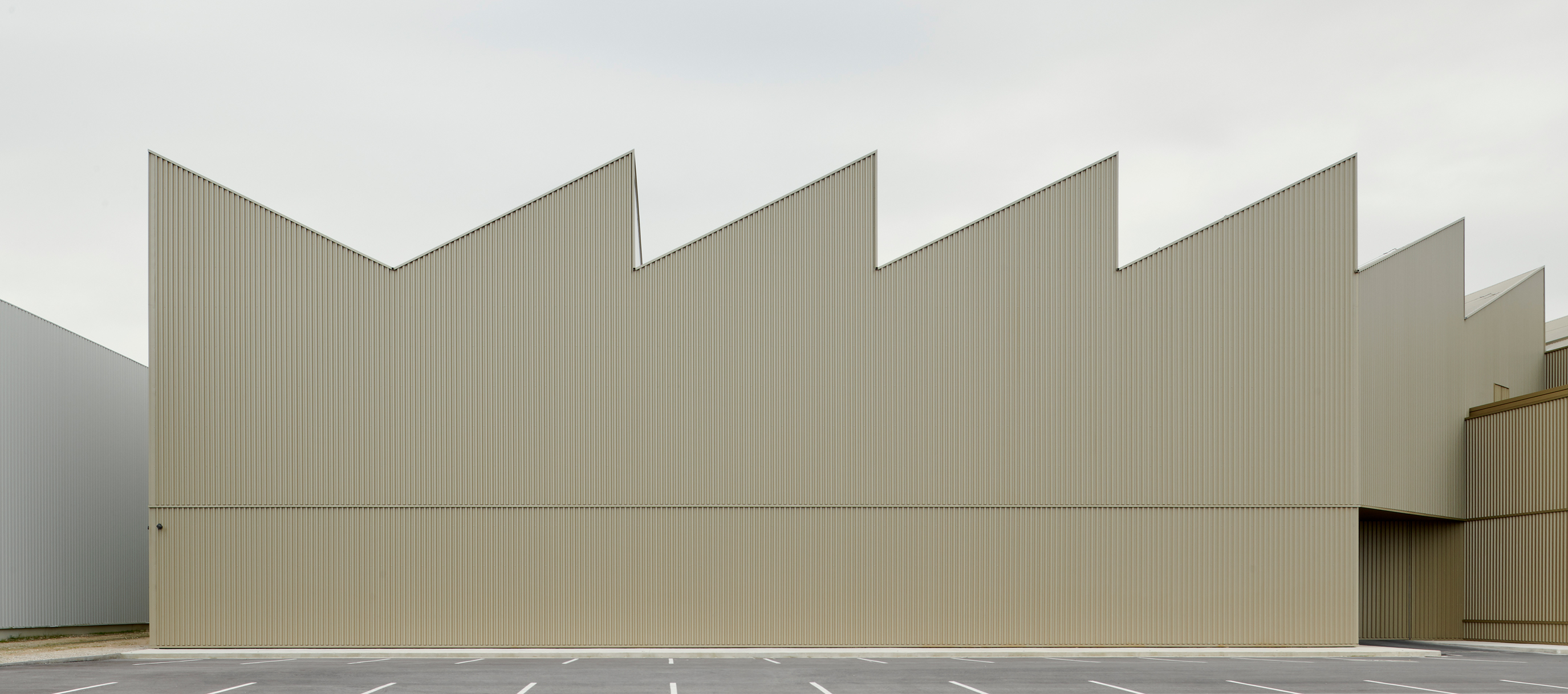 巴特宾 Atecna 工业总部丨西班牙纳瓦拉丨Íñigo Beguiristáin 和 GVG Estudio-0