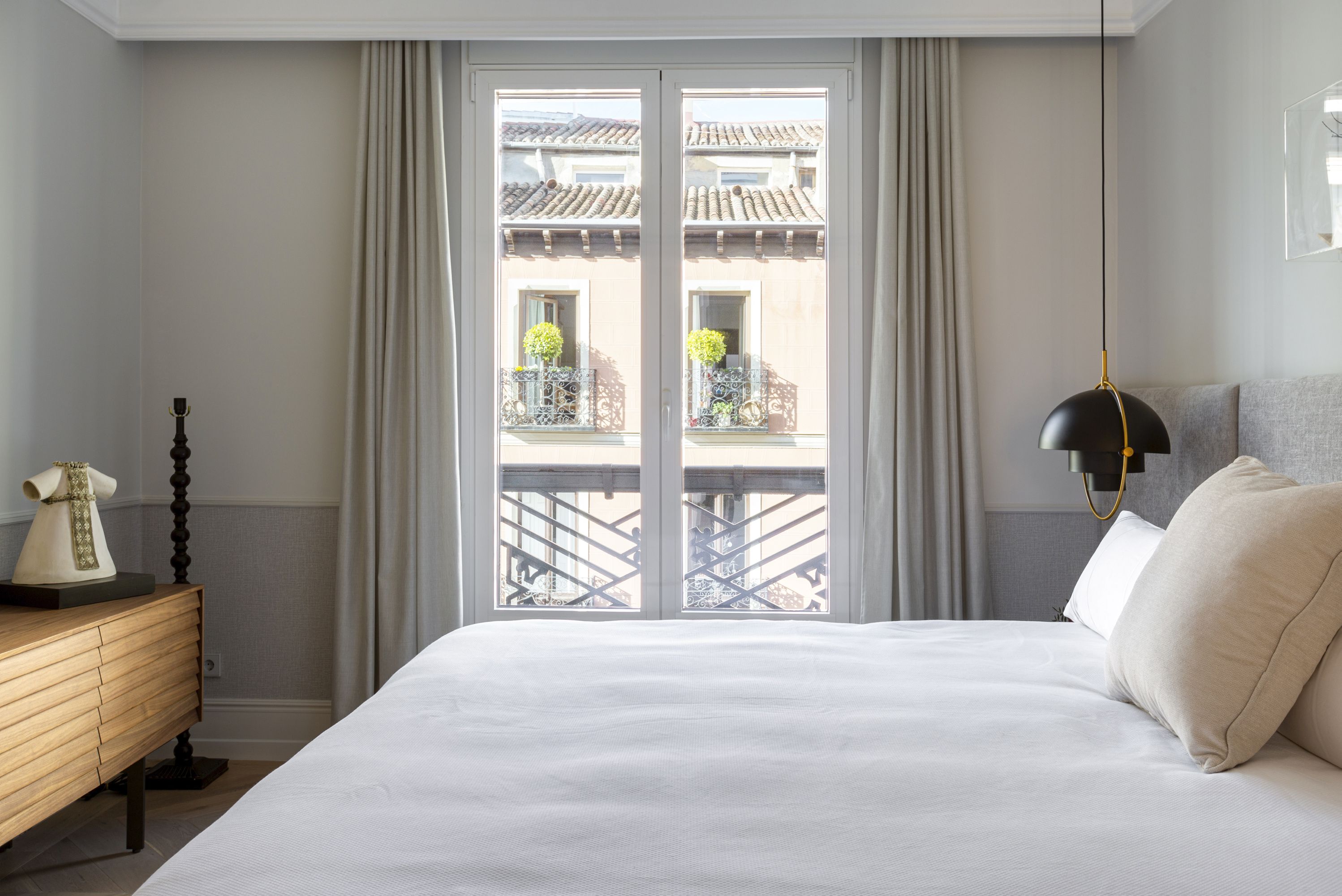 马德里 Salamanca 区 140 平米优雅公寓,中性色调与木质元素的完美融合-22