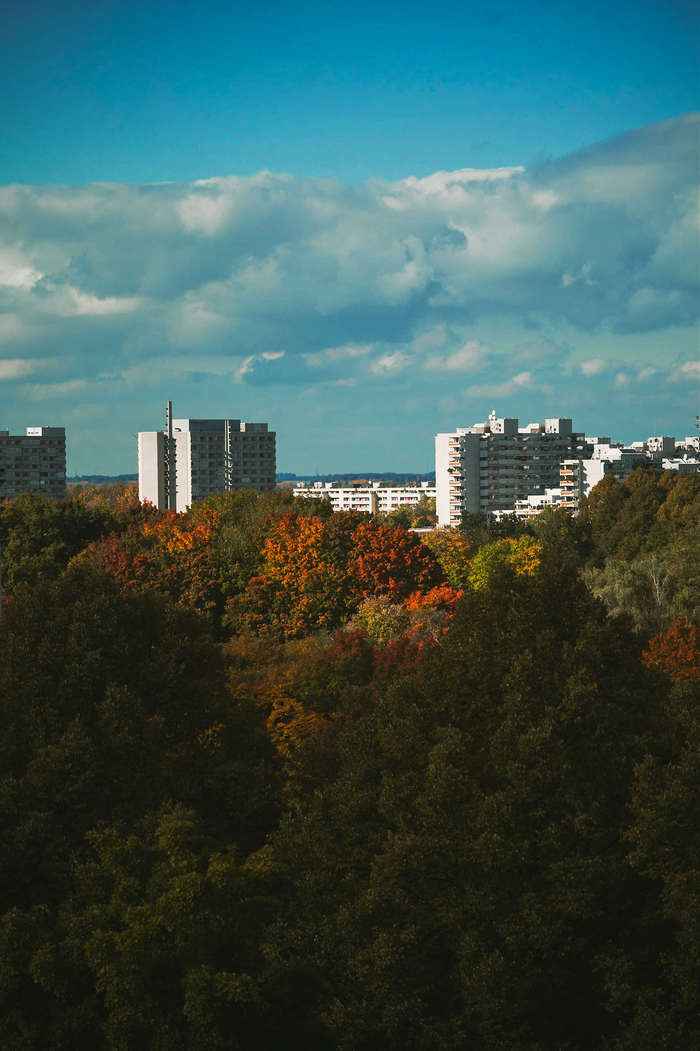 Olympiapark im Herbst-1
