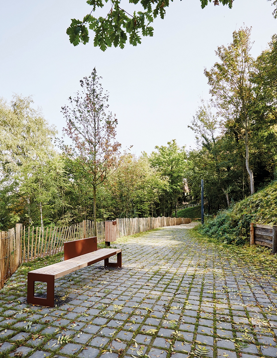 城市坡道 | 连接克雷伊市中心的无障碍新路径-44