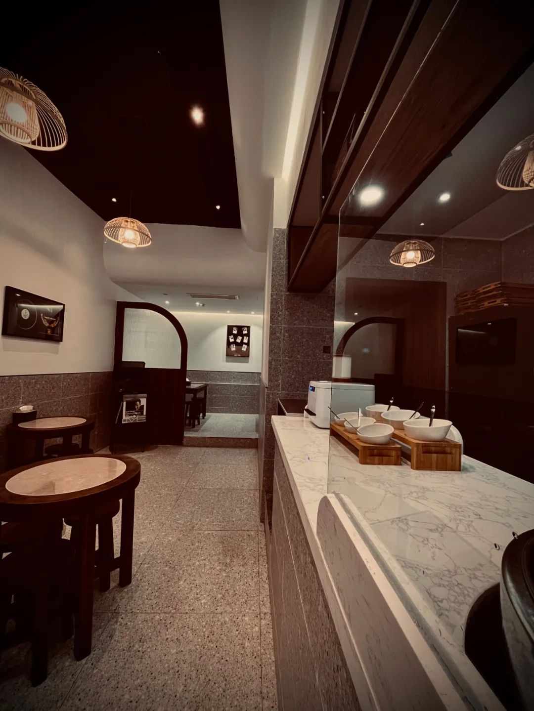 何双螺蛳粉鹭洲里店丨中国成都丨无际空间设计-38