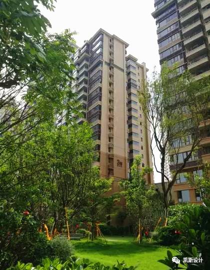 南宁荣和悦澜山 | 山水交融的现代东南亚景观设计-16