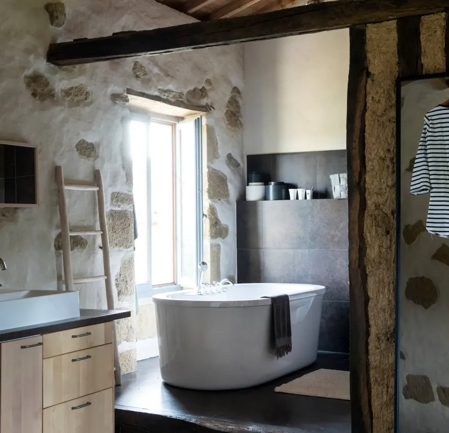 荷兰设计师打造南法古宅的现代魅力-9