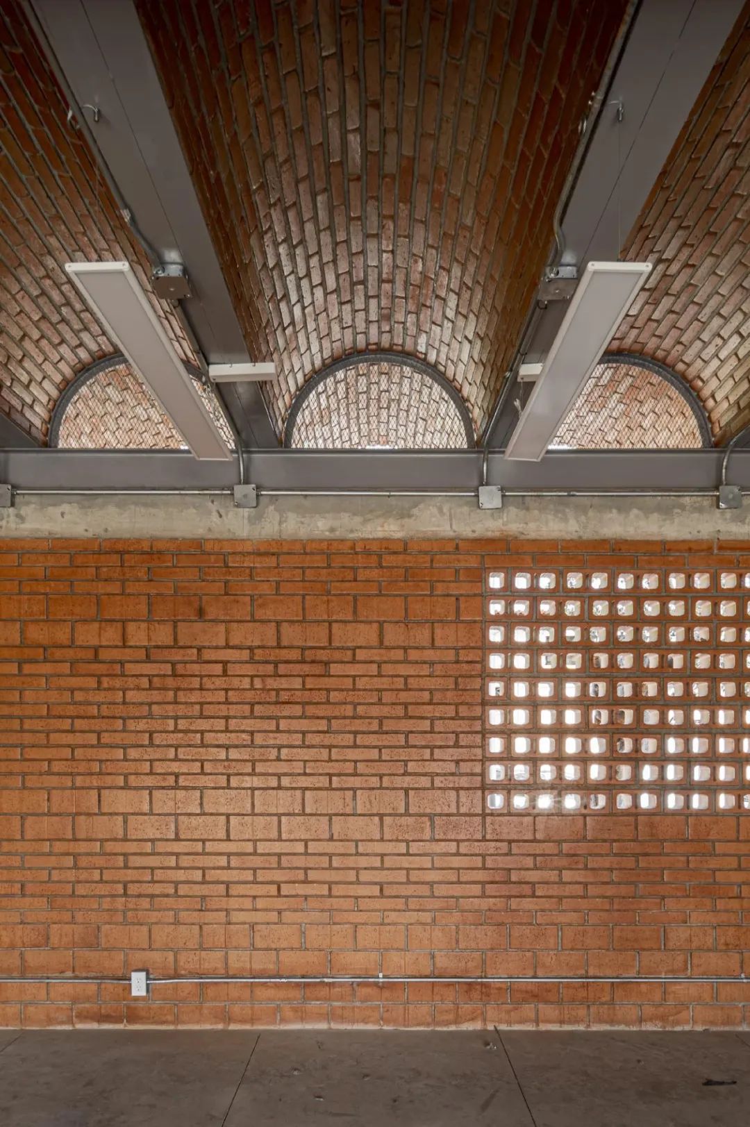 蒙杜库别墅丨几内亚丨Remy Aznar 和 William Tailly-49