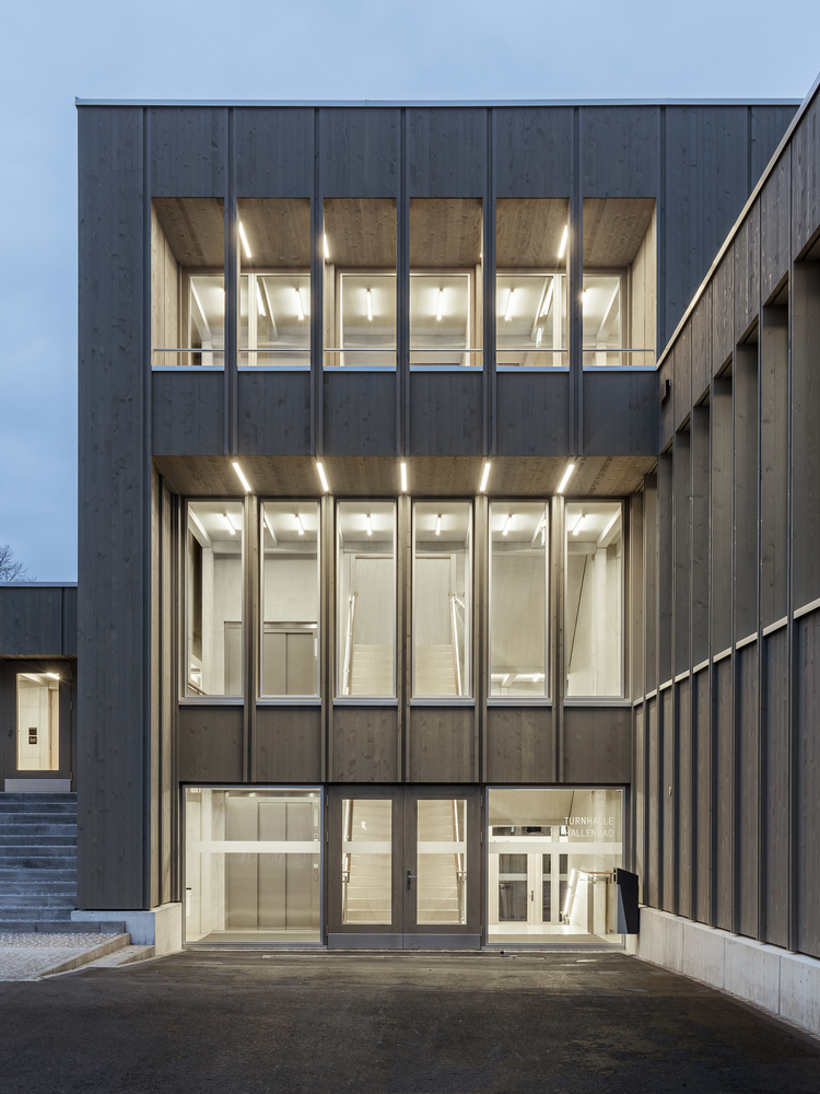 瑞士利希腾斯坦的 Balzers 体育场馆室内翻新-32