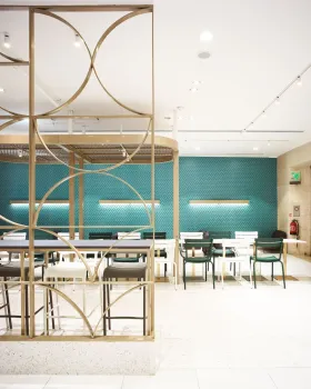 巴黎卢浮宫下的高端小餐馆——“Cut Architectures”打造的新概念餐厅