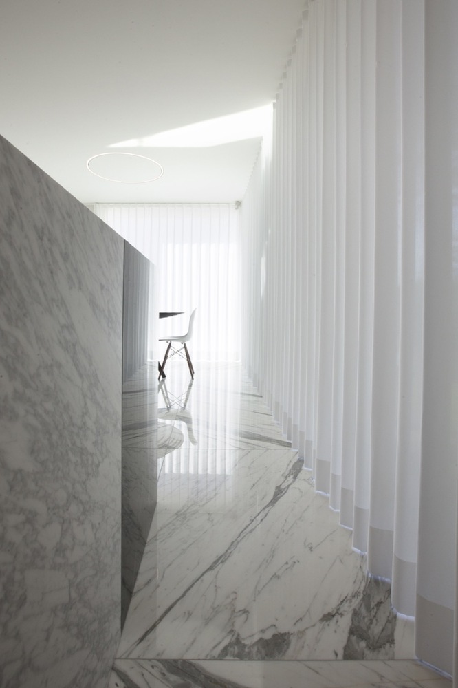 比利时哈塞尔特现代家庭住宅-55