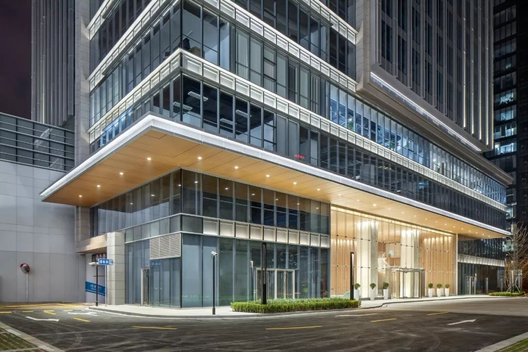 顶级办公总部设计,人文关怀与科技未来感的完美融合-90