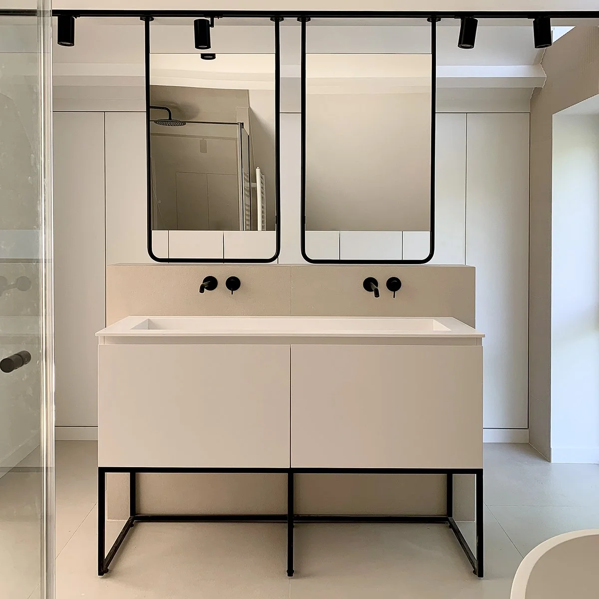 MAISON DES PRÉS — ANNA GRANT-11