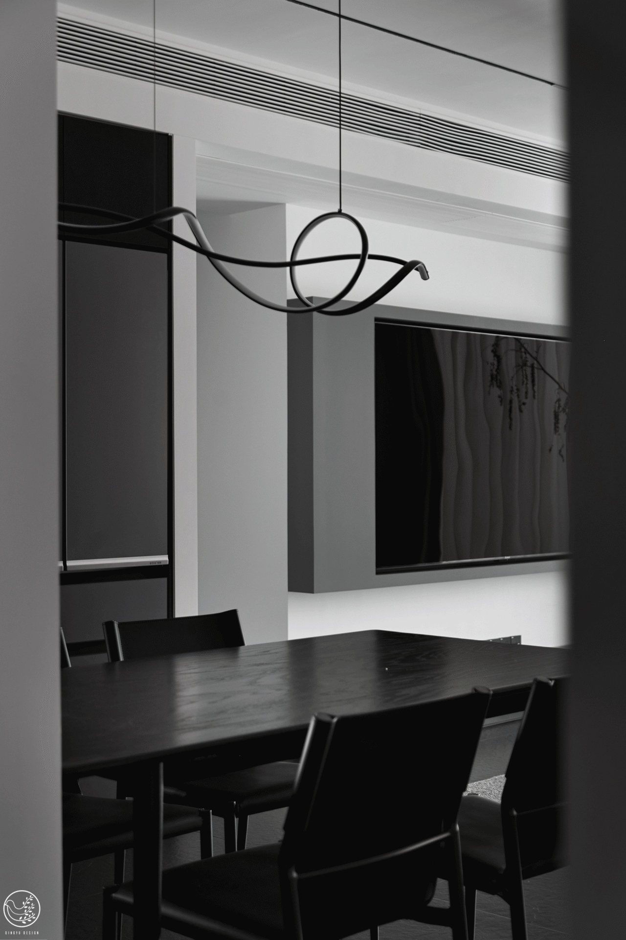 黑白灰的克制与浪漫-29