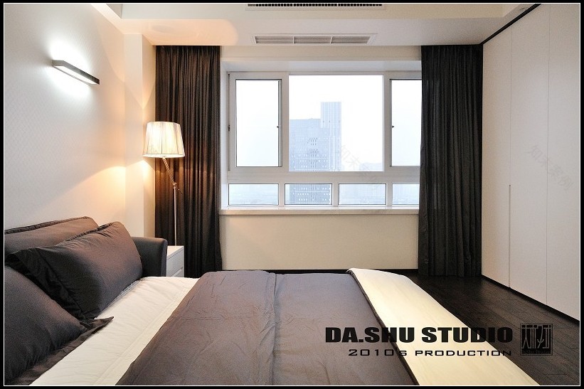 上田小区 155m2 跃层 | 细节与光影的黑白艺术-14