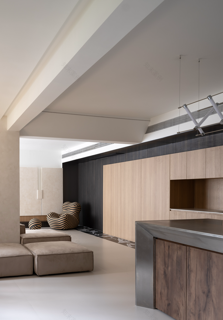 180m²现代风四口之家-12