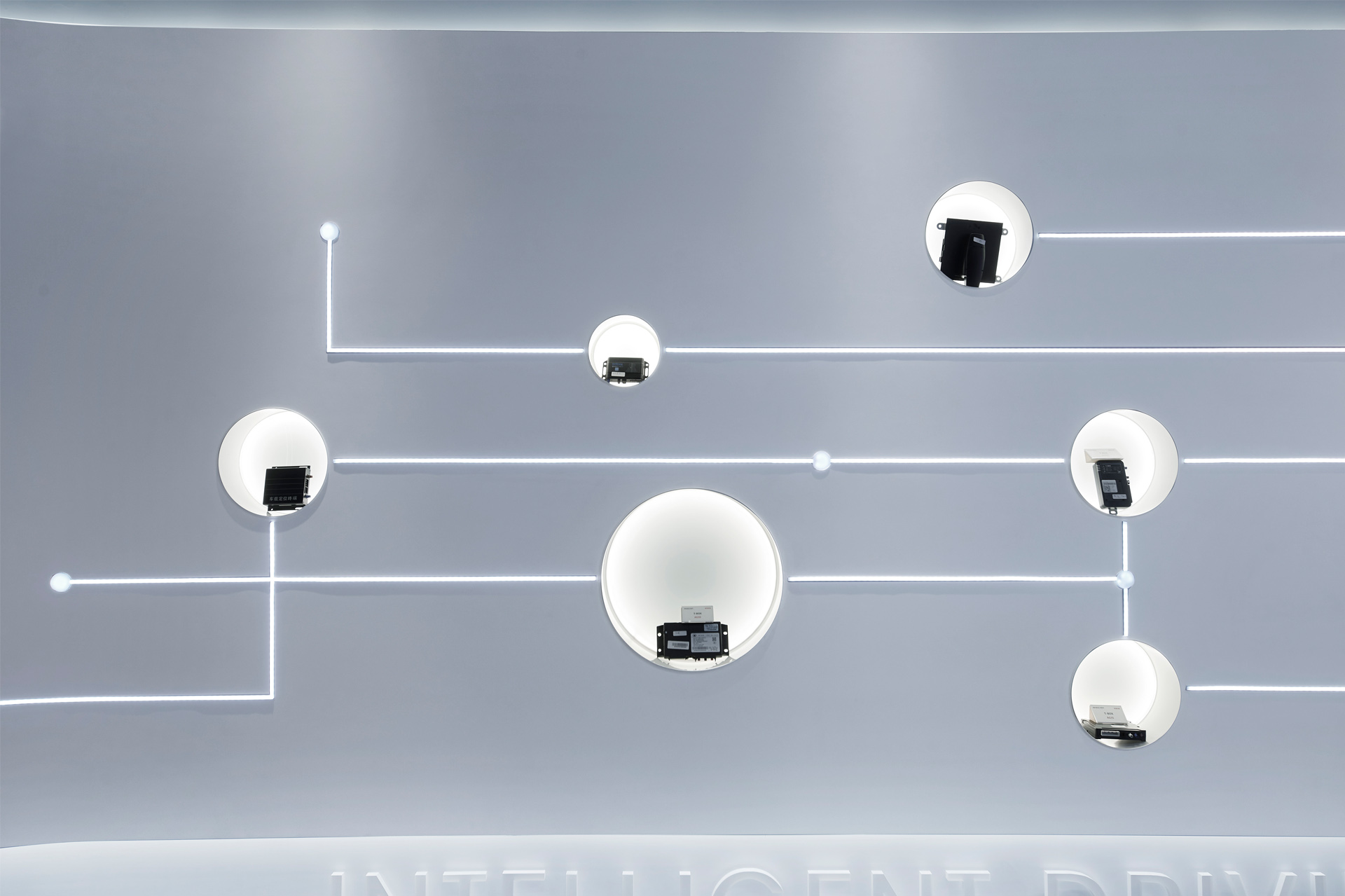 上海移远科技展厅丨中国上海丨优鸿设计-28