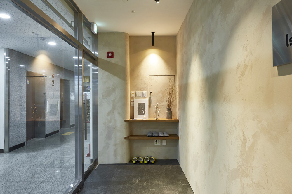 20 平米康复中心，温馨氛围营造成功-12