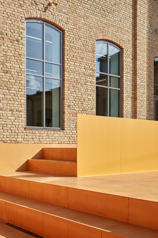 拉脱维亚 ZUZEUM 多功能艺术中心-25