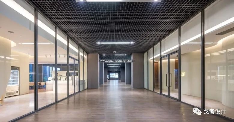 瑜伽馆的温馨互动空间丨Surapak Intrakul,Atitaya Taratai-28