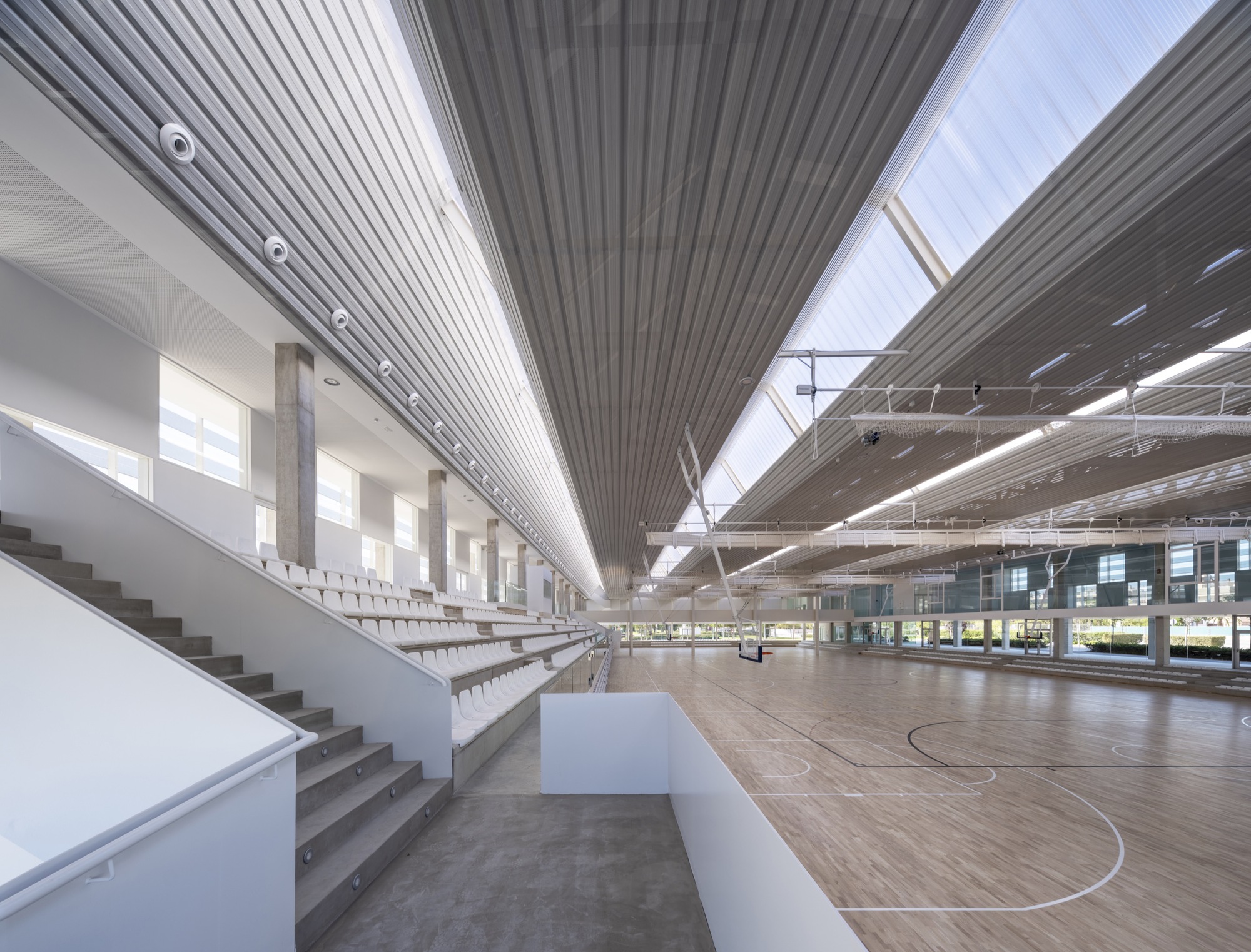 Municipal Sports Pavilion of San Vicente del Raspeig / MCEA | Arquitectura + NAOS 04 ARQUITECTOS-53