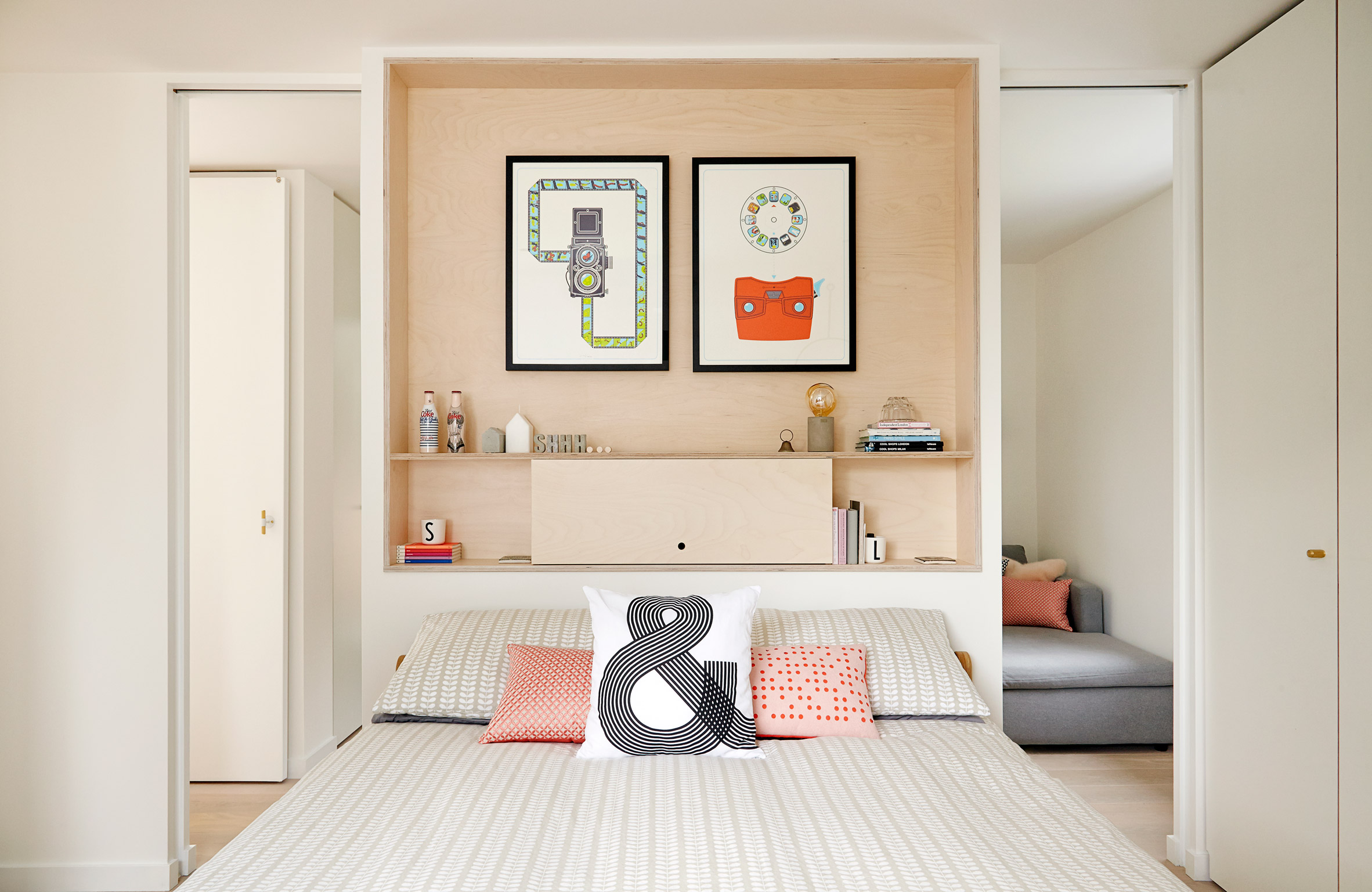 31/44 Architects builds grey-brick house around three small courtyards-18