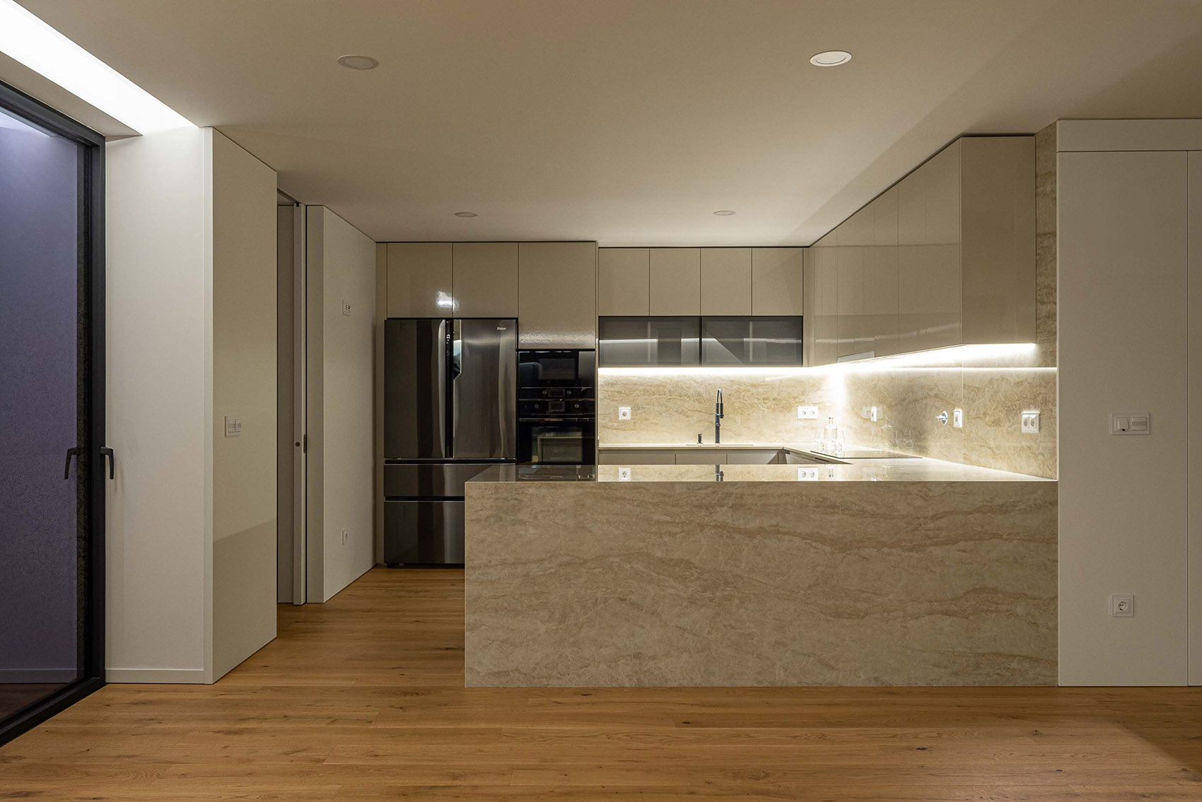 Puro 住宅塔楼丨葡萄牙丨Mário Alves arquiteto-23