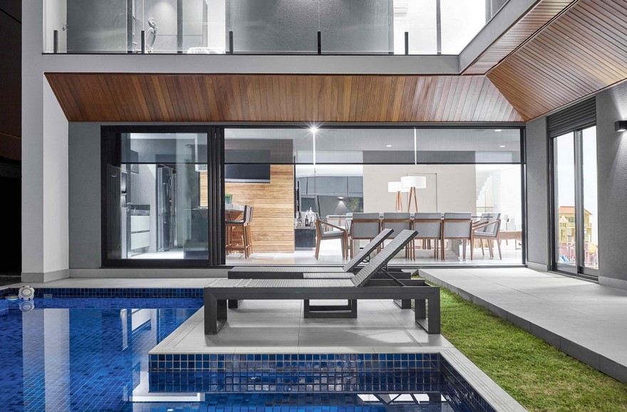 Cumaru House: An Imposing Example of Modern Brazilian Architecture-27