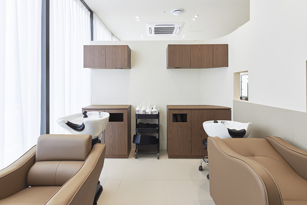 二十平米高级美容院的现代设计魅力-8