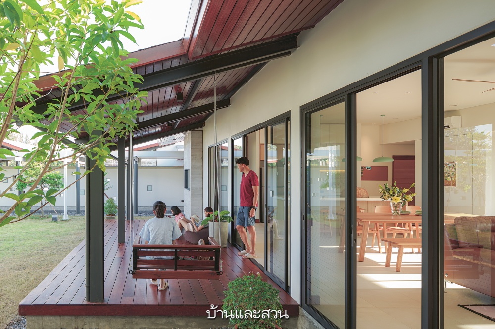 แบบบ้านโมเดิร์น FESTUS HOUSE เฉลิมฉลองความสุขผ่านสวนกลางบ้าน-17