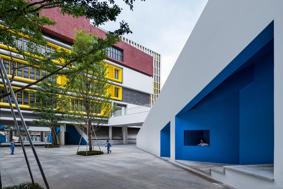 华中师范大学附属龙园学校 | 绿色校园，互动空间-48