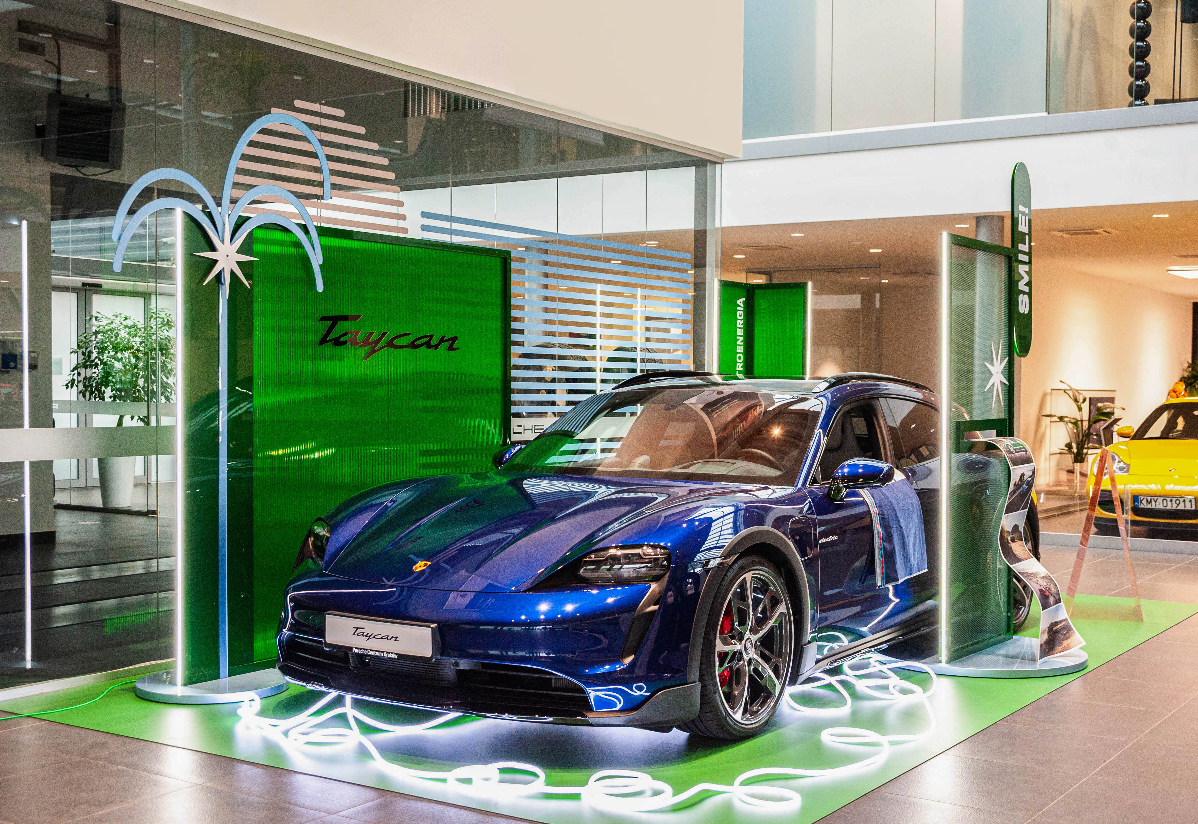 Electric Porsche 度假展示丨波兰克拉科夫丨Martyna Cichosz-2