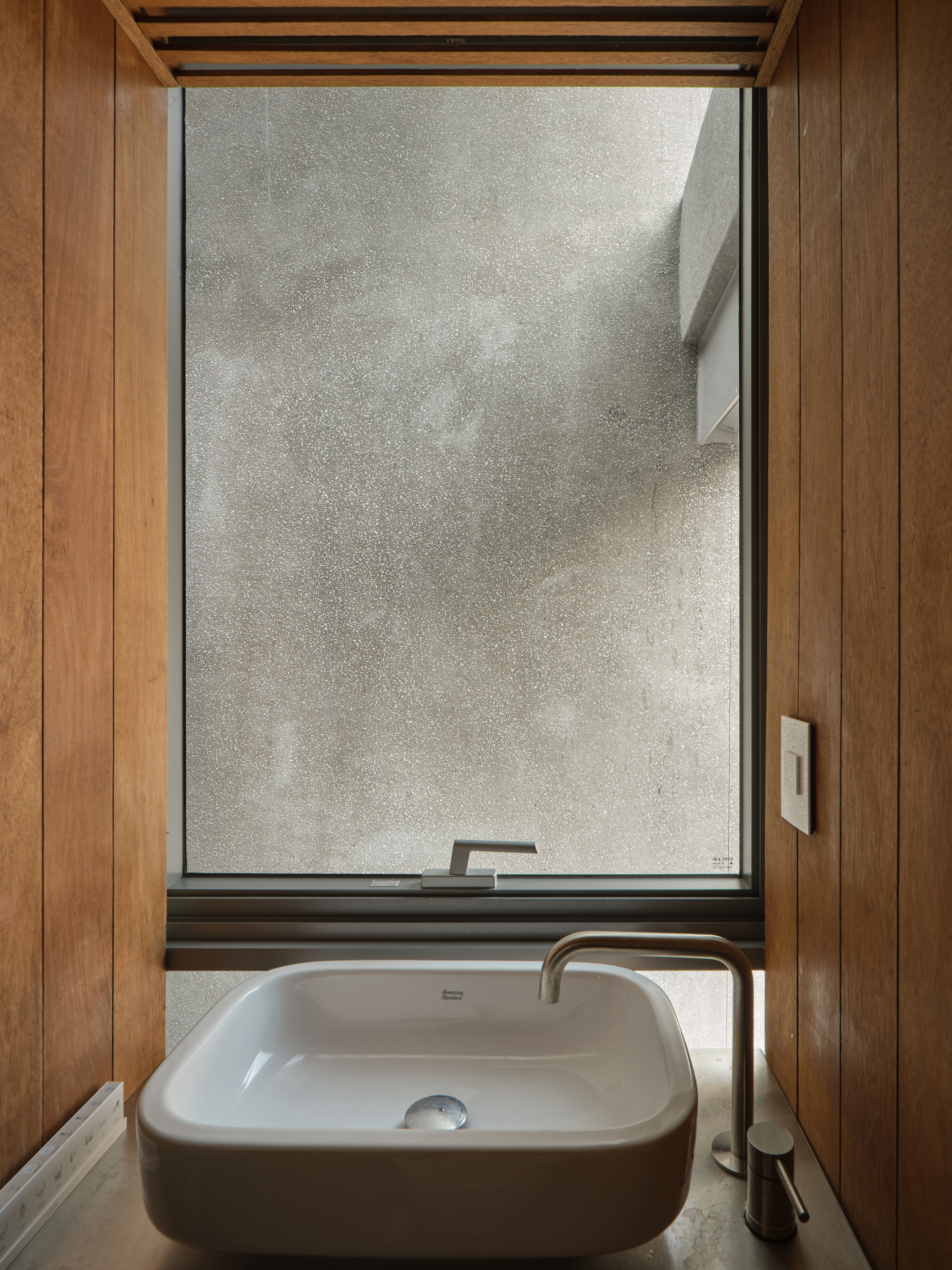 A Model of Sporadic Thoughts / FHHH friends-28