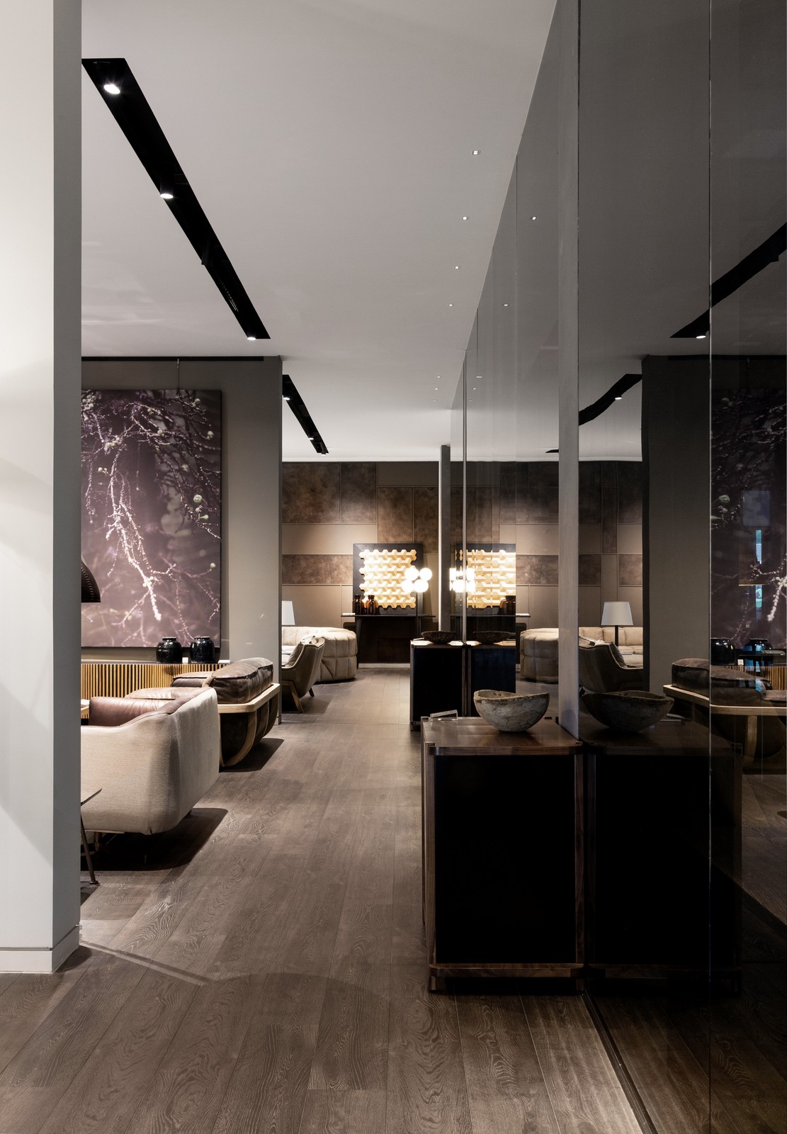 上海 Norhor 北欧表情家居展厅——融合工业风与自然的沉浸式空间-17