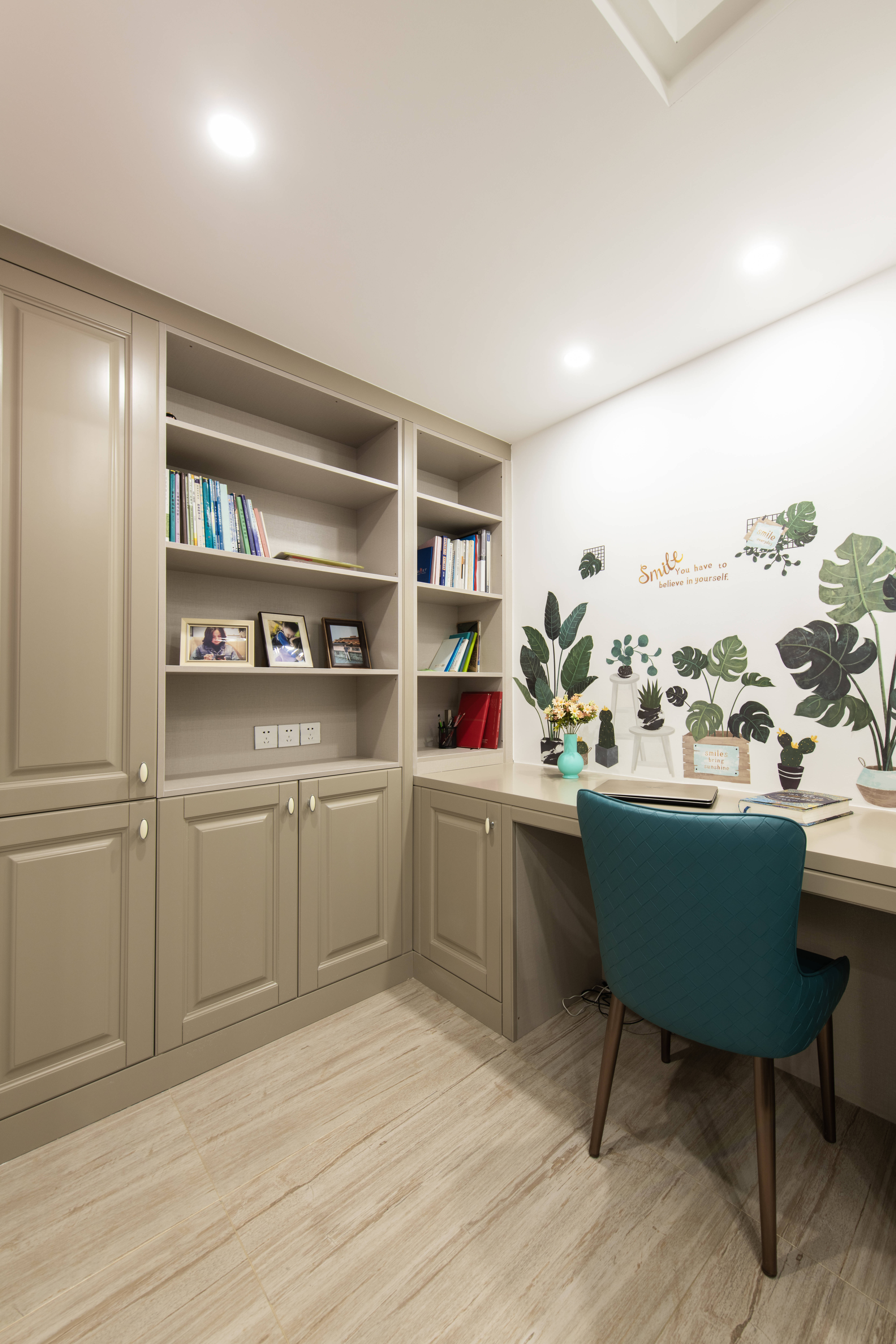 协信春山台现代简约风家居设计-21