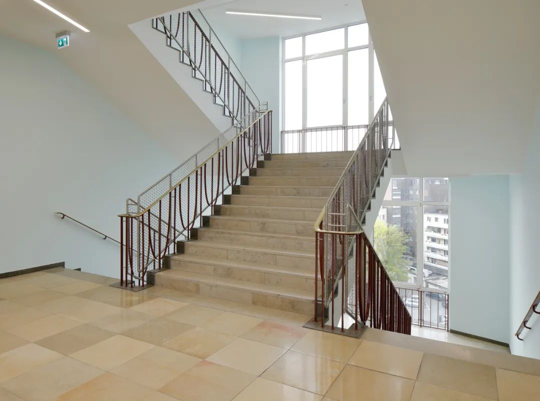 德国多特蒙德卫生局大楼-24