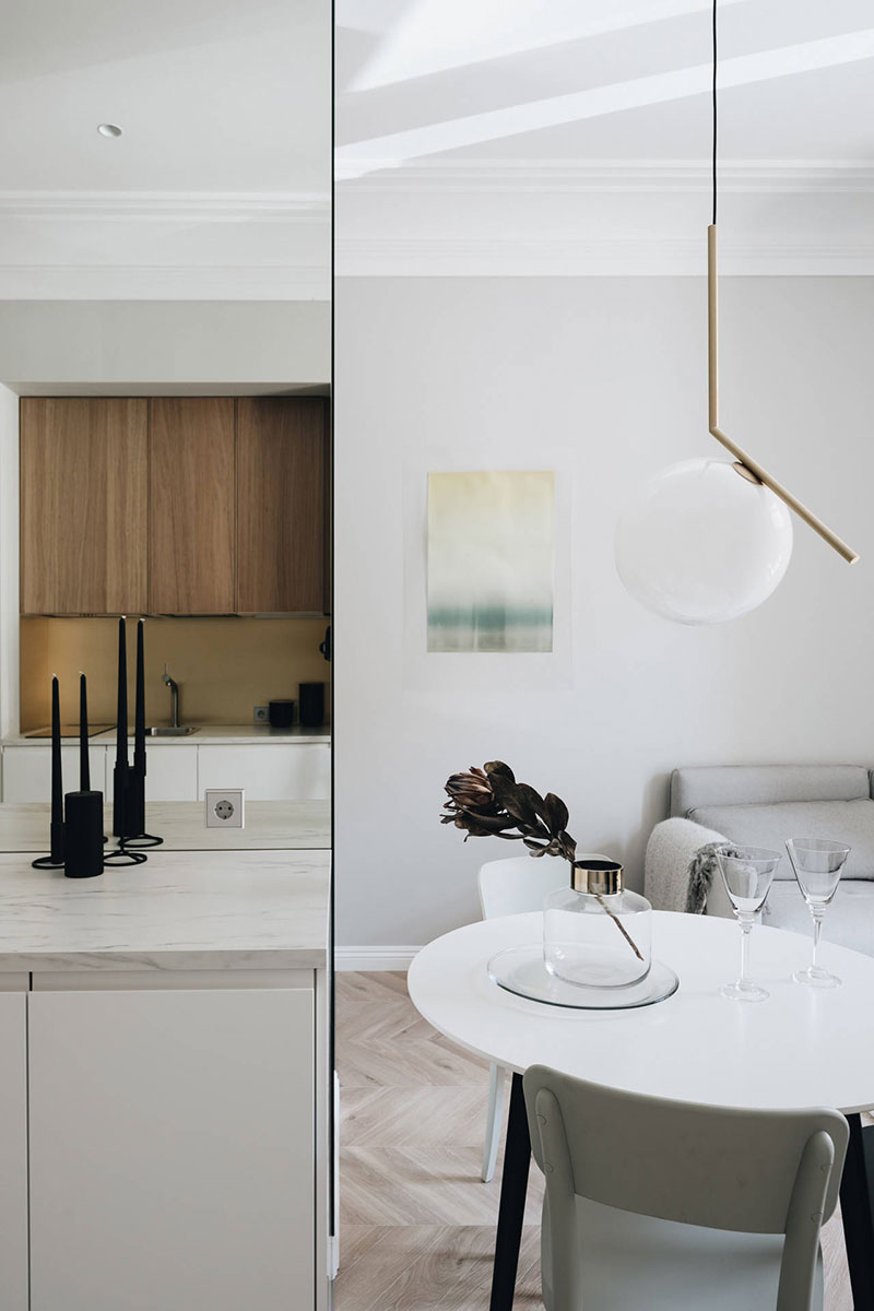 圣彼得堡中心区的迷人白色公寓设计-7