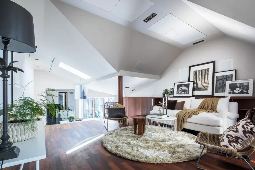 独特温暖的木质空间 | Lagerlings 的一室公寓设计-2