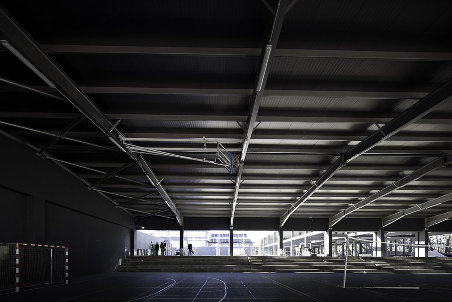 葡萄牙 Lousada 市立中学 | 环保与科技融合的现代教育空间-13