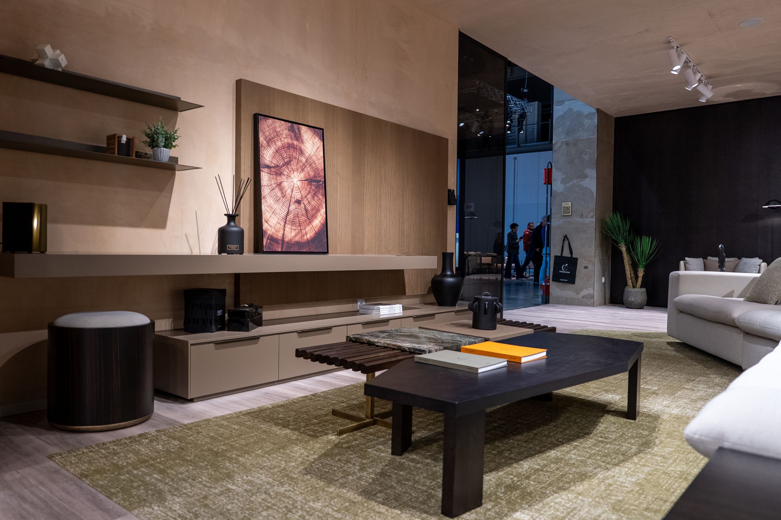 2025年米兰国际家具展上的时尚俱乐部丨意大利米兰-57