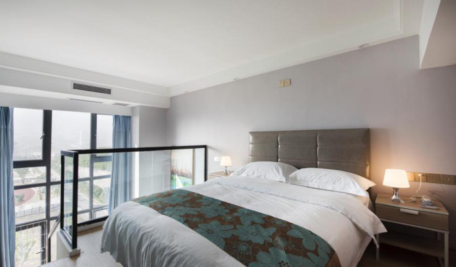 loft 跃层酒店空间,明亮宽敞的艺术栖息地-8