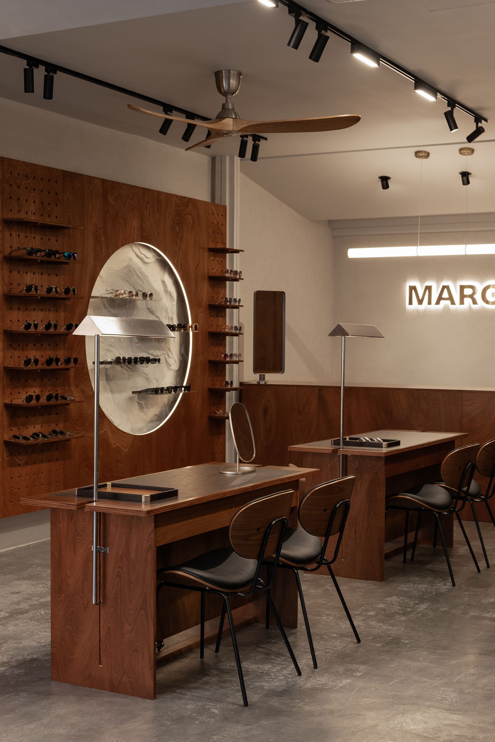 A Look Inside Maroon Optique — Design Anthology-11